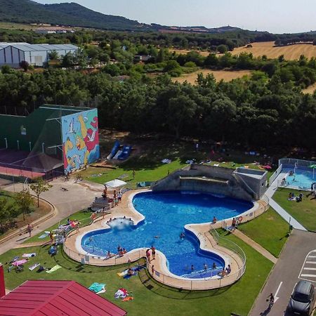 Camping Iratxe Ciudad De Vacaciones Ayegui Exterior foto
