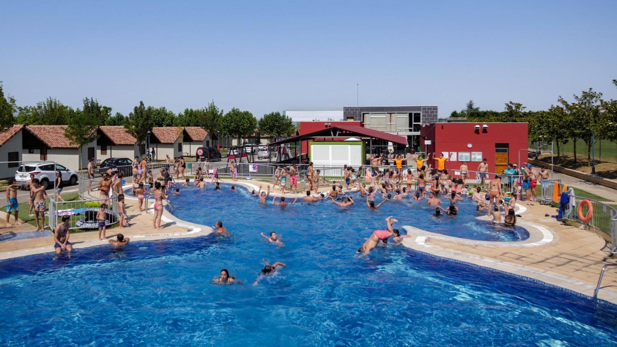 Camping Iratxe Ciudad De Vacaciones Ayegui Exterior foto